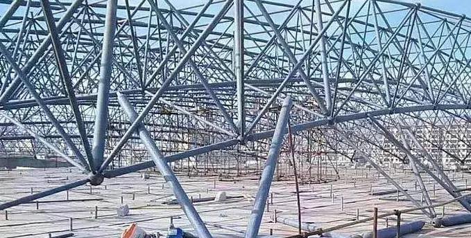 双鸭山加气站网架